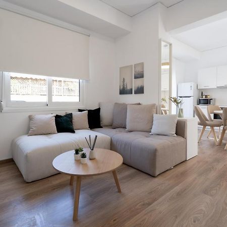 Appartamento Athens Hideout Apt, Big Rooftop With City View Esterno foto