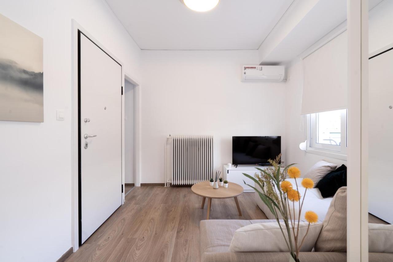 Appartamento Athens Hideout Apt, Big Rooftop With City View Esterno foto