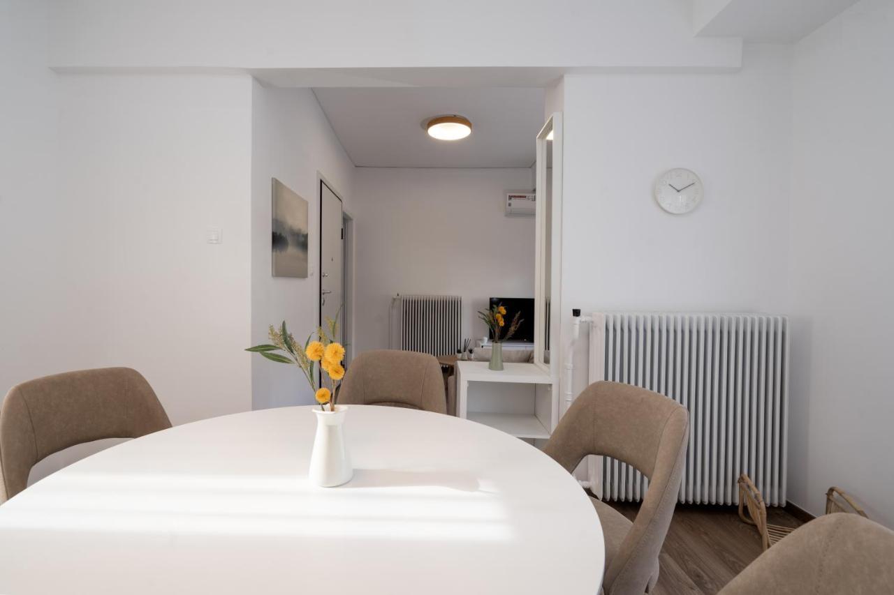 Appartamento Athens Hideout Apt, Big Rooftop With City View Esterno foto