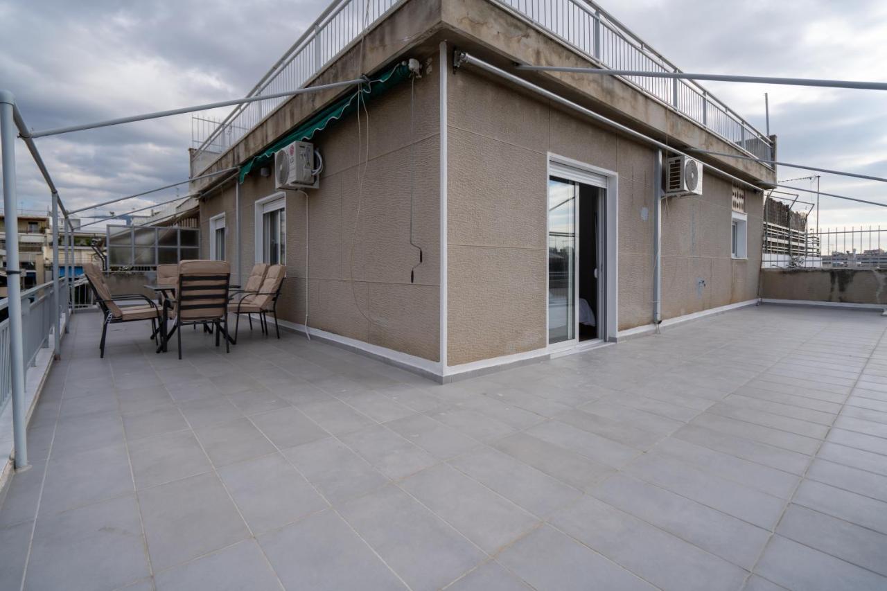 Appartamento Athens Hideout Apt, Big Rooftop With City View Esterno foto