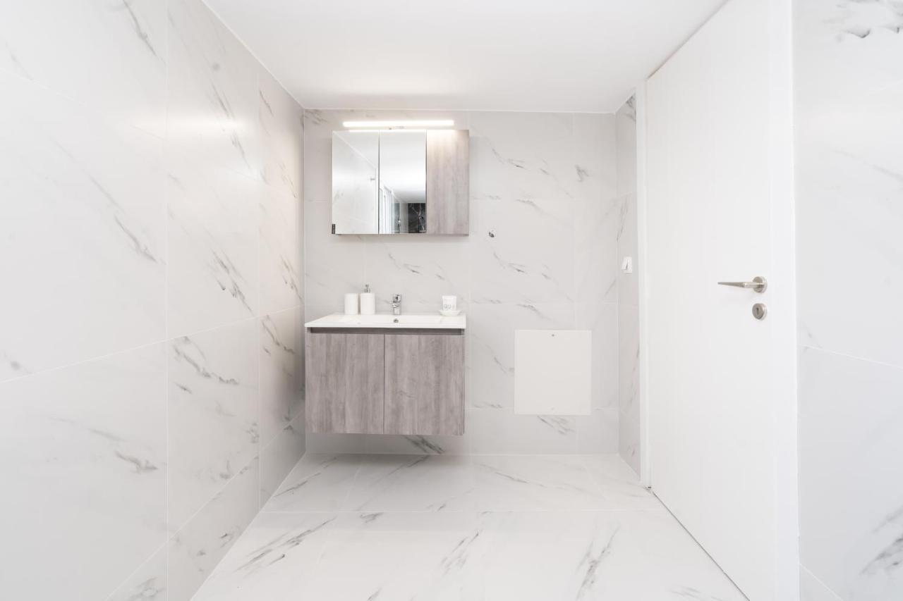 Appartamento Athens Hideout Apt, Big Rooftop With City View Esterno foto
