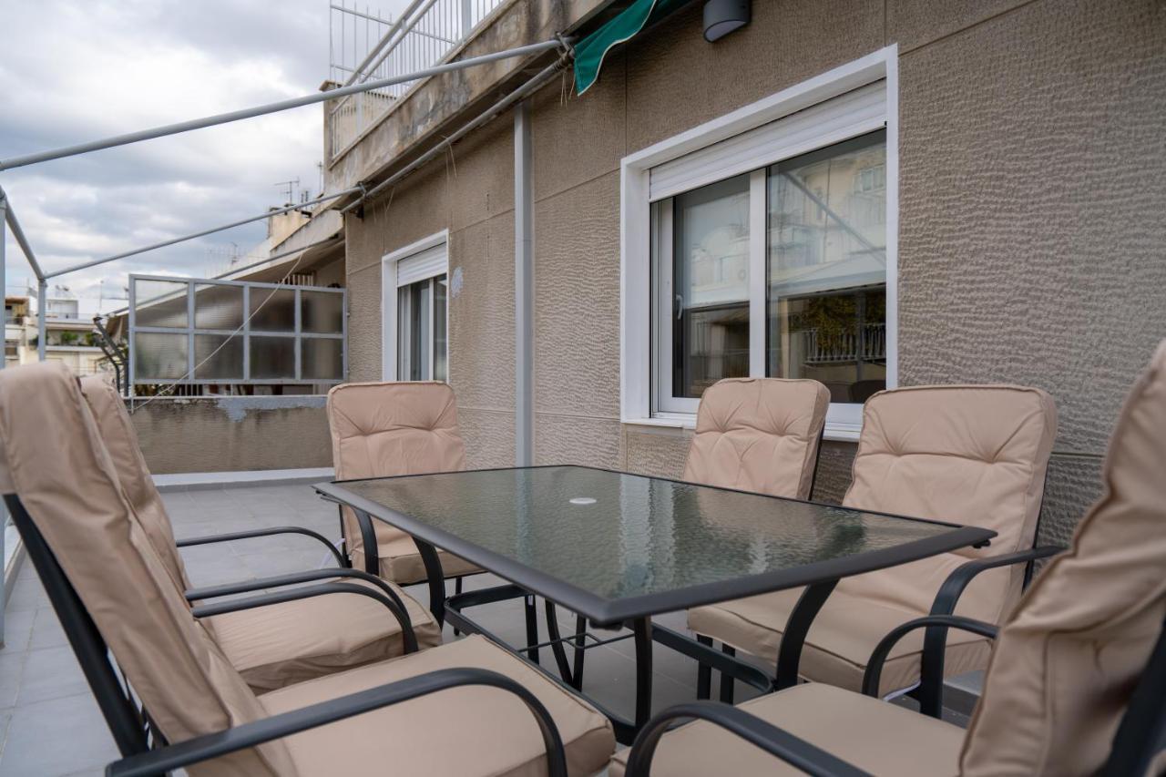 Appartamento Athens Hideout Apt, Big Rooftop With City View Esterno foto