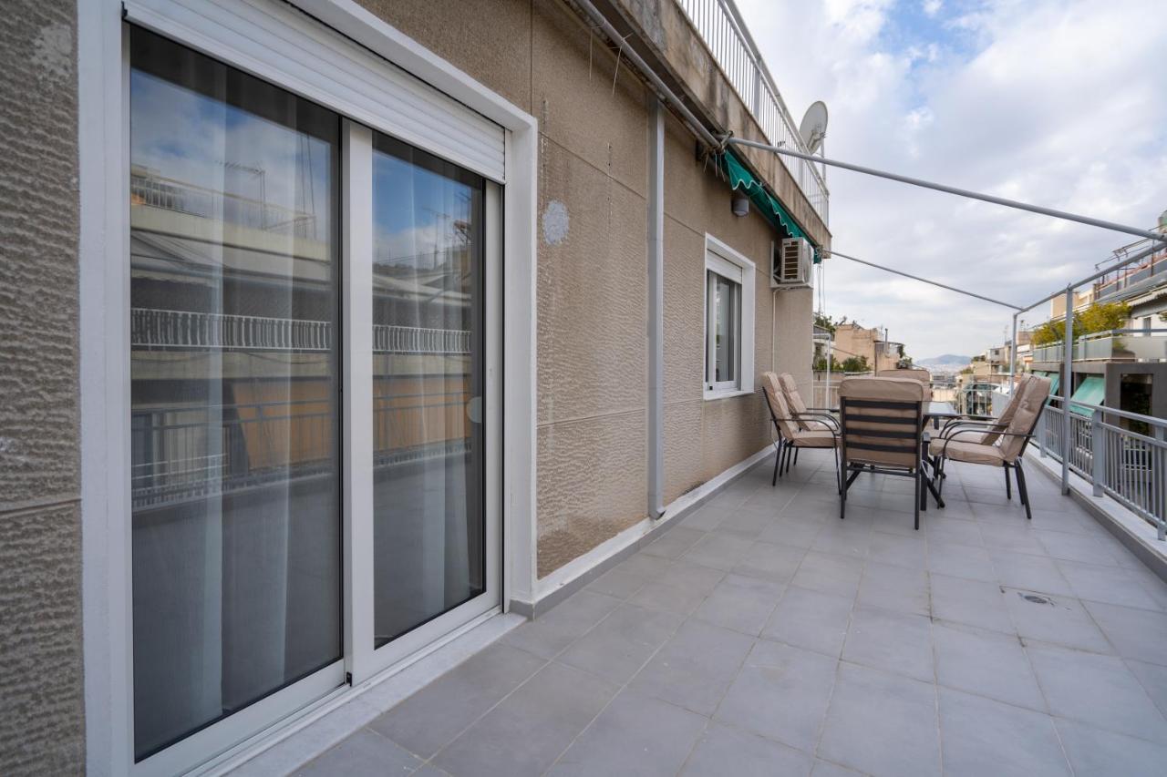 Appartamento Athens Hideout Apt, Big Rooftop With City View Esterno foto