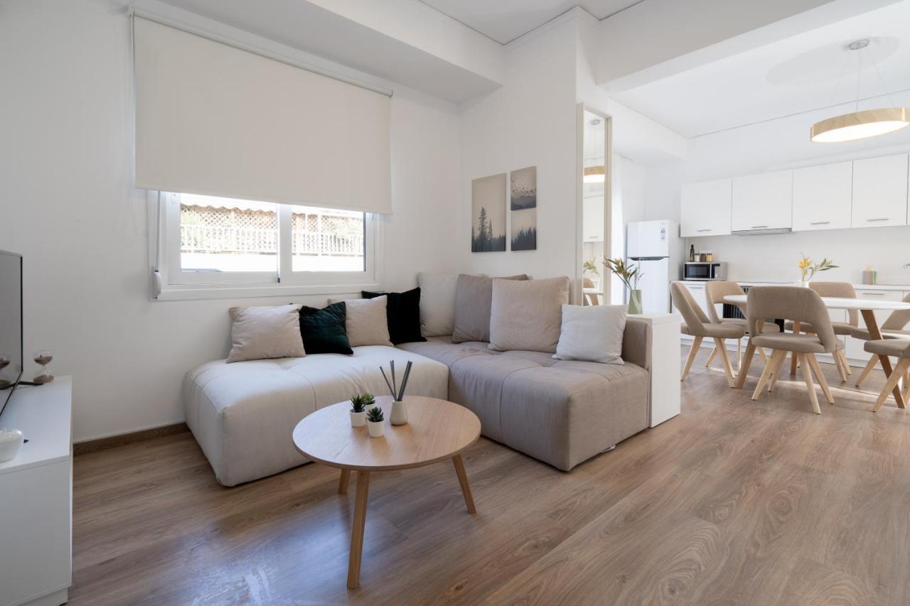 Appartamento Athens Hideout Apt, Big Rooftop With City View Esterno foto